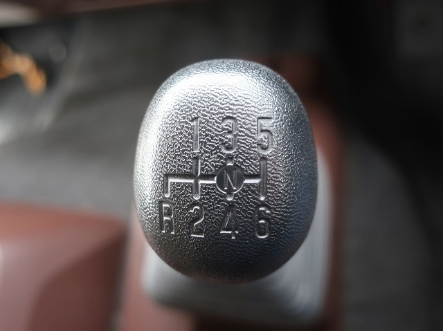 中古トラック日野レンジャー 中型アルミウィング