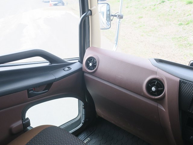 中古トラック 日野 レンジャー 中型アルミウィング