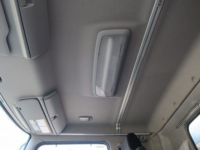 中古トラック 日野 レンジャー 増トンクレーン付平ボディ