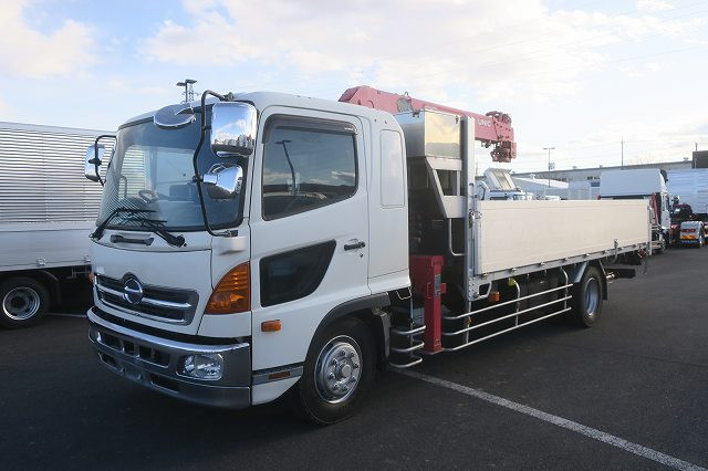 日野　クレーン付