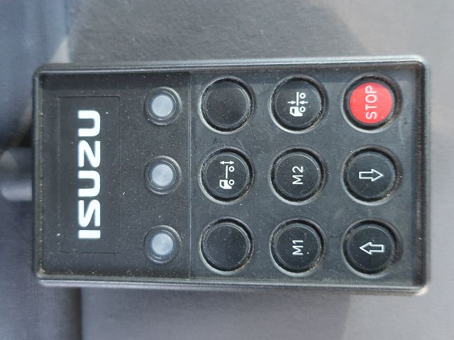 中古トラック　いすゞフォワード 中型アルミウィング