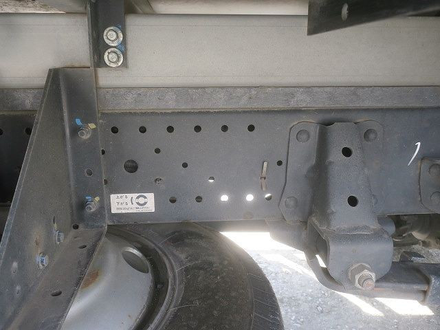 中古トラック いすゞ冷凍バン ＃11