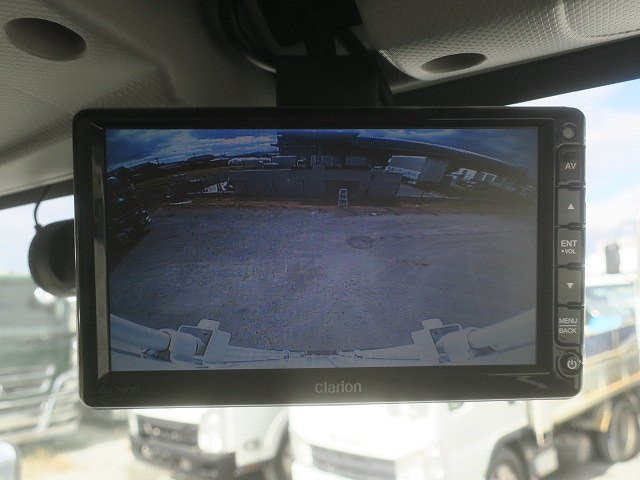 中古トラック いすゞ冷凍バン ＃19