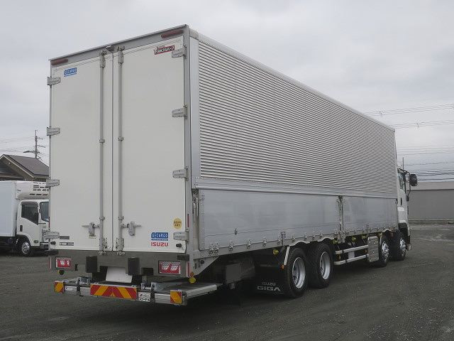 中古トラック いすゞアルミウイング ＃3