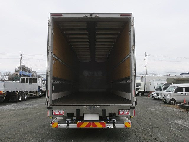 中古トラック いすゞアルミウイング ＃5