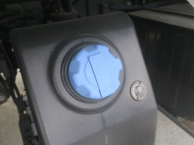 中古トラック UDトラックスアルミウィング ＃11