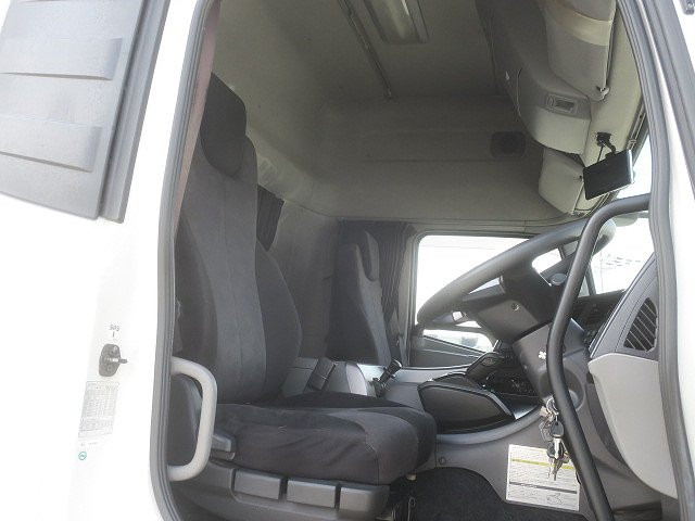 中古トラック UDトラックスアルミウィング ＃12