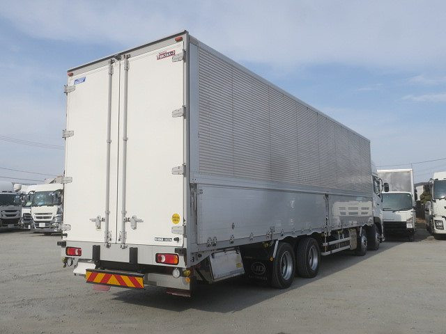 中古トラック UDトラックスアルミウィング ＃3