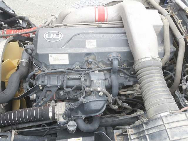 中古トラック UDトラックス クオン 大型クレーン付