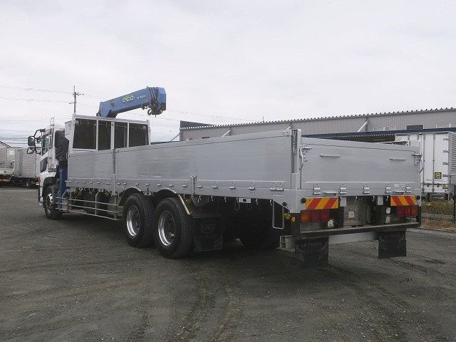 中古トラック UDトラックス クオン 大型クレーン付