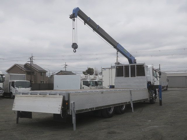 中古トラック UDトラックス クオン 大型クレーン付