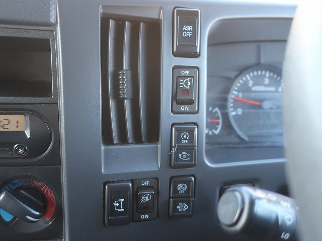 中古トラック いすゞアルミバン #20