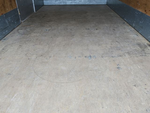 中古トラック いすゞアルミバン ＃11