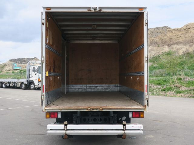 中古トラック いすゞアルミバン ＃8