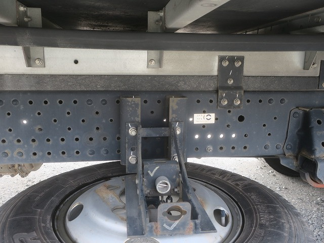 中古トラック いすゞアルミバン ＃12