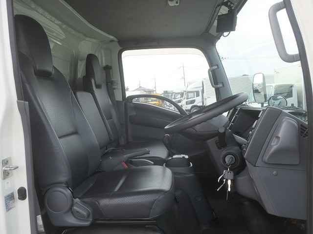 中古トラック いすゞアルミバン ＃15