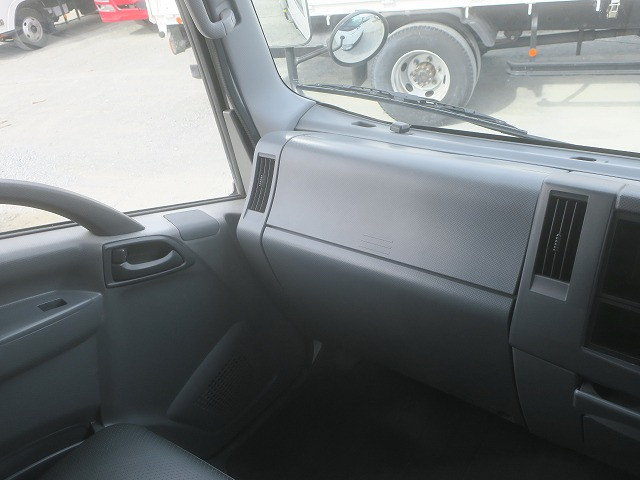 中古トラック いすゞアルミバン ＃16