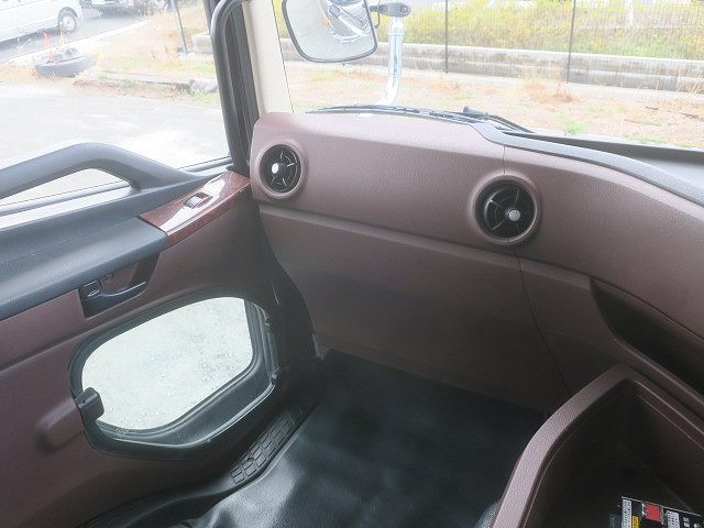 中古トラック 日野コンクリートミキサー車 ＃16