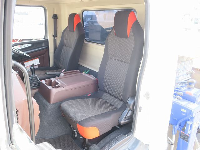 中古トラック 日野クレーン付平ボディ ＃23