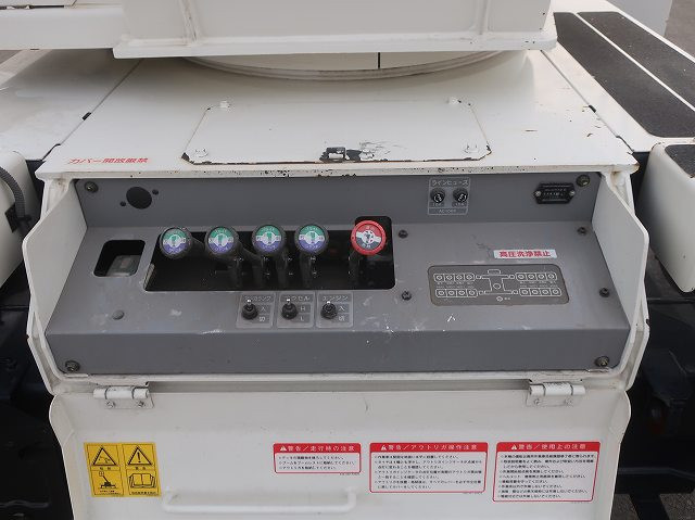 中古トラック 日野高所作業車 ＃8