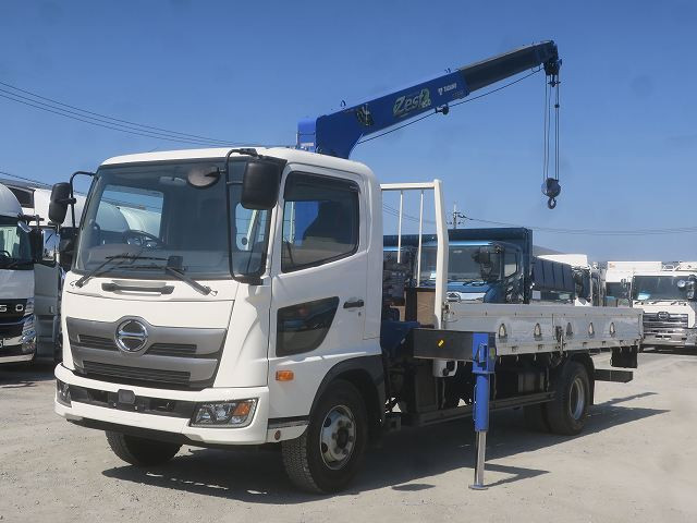 中古トラック 日野クレーン付平ボディ ＃3