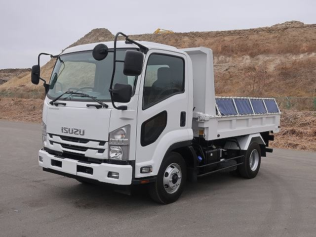 [2019 Isuzu Forward Medium Dump Truck with Far East L-Gate and Electric Cobo Lane. Completed with Raku Repack.]