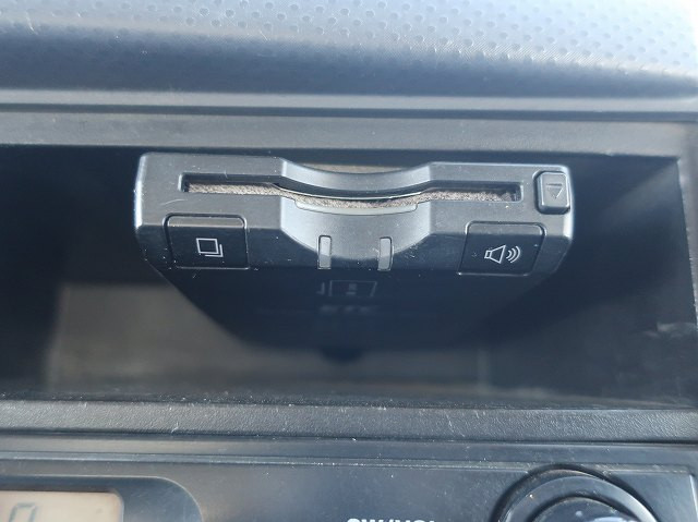 中古トラック いすゞ フォワード 中型深ダンプ