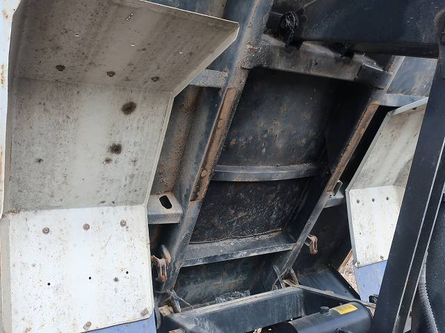 中古トラック いすゞ深ダンプ  ＃9