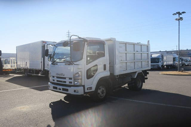 いすゞ　ダンプ
