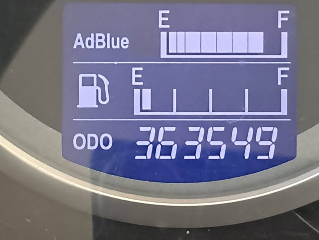 中古トラック 日野粉粒体運搬車 ＃13