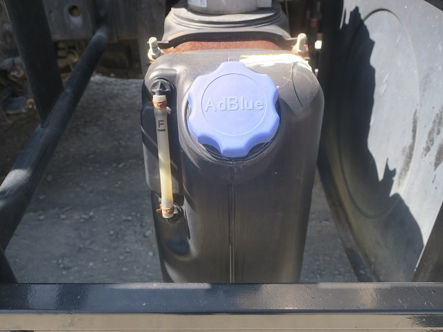 中古トラック 日野粉粒体運搬車 ＃10