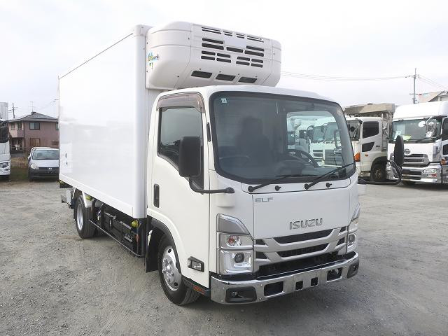 中古トラック いすゞ冷凍バン ＃2