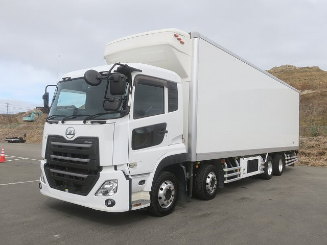 [Lease Rental Only] 2020 UD Trucks Quon Large Refrigerated Van with 4-Axle Low-Floor and a Mitsubishi Heavy Industries -35° Sub-Engine. Complete with Safety Inspection Package! / New Mixed Tires.