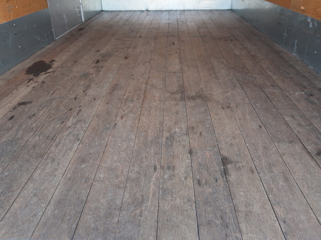 中古トラック いすゞアルミバン ＃19