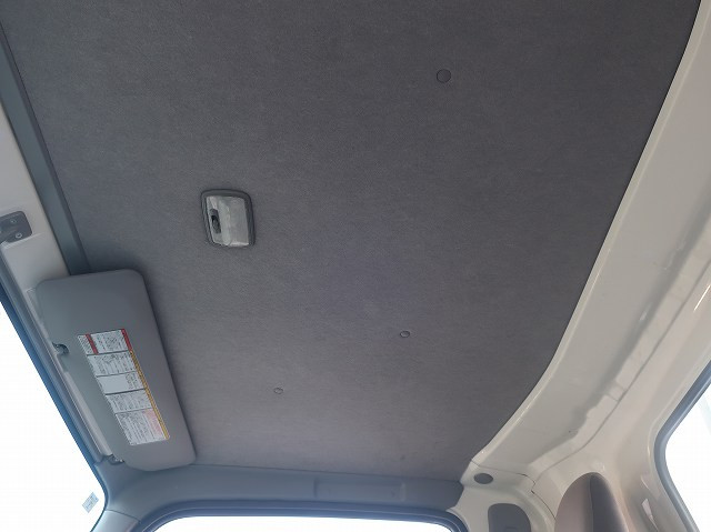 中古トラック いすゞ エルフ 小型平ボディ