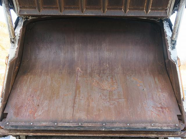 中古トラック 三菱ふそうパッカー車 ＃9