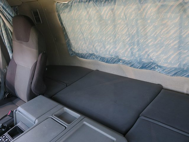中古トラック 三菱ふそうトラクタヘッド ＃23