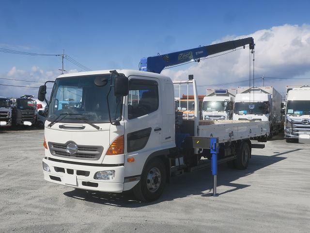 中古トラック 日野 レンジャー 中型クレーン付