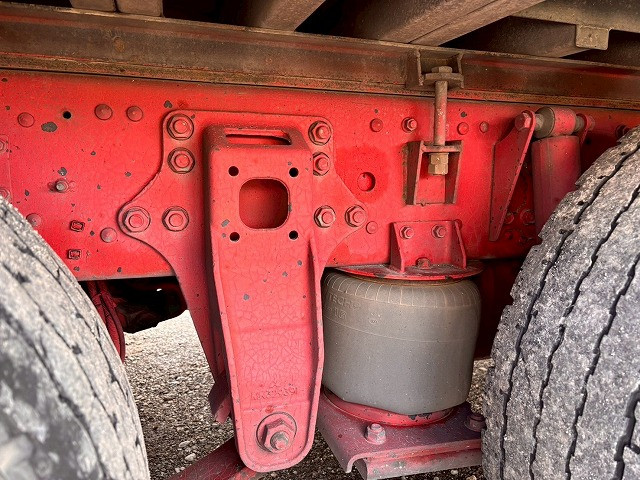 中古トラック 三菱ふそうクレーン付き平ボディ ＃11