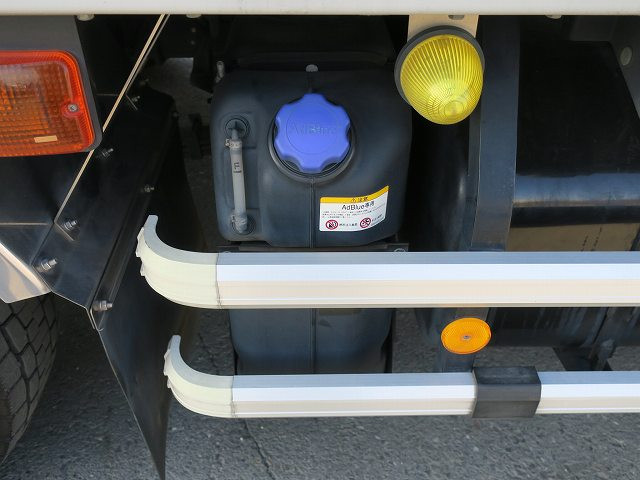 中古トラック　いすゞギガ 大型アルミウィング