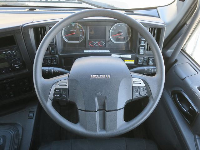 中古トラック いすゞアルミウィング ＃17