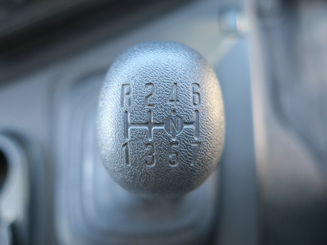 中古トラック　いすゞギガ 大型アルミウィング