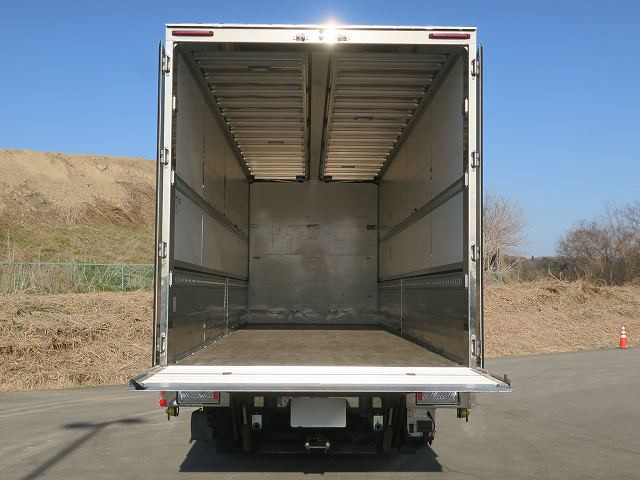 中古トラック いすゞアルミウィング ＃8