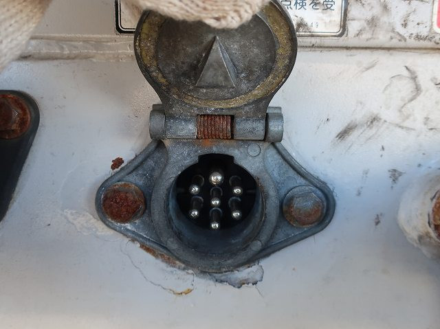 中古トラック トレクスアルミブロック平トレーラ ＃11