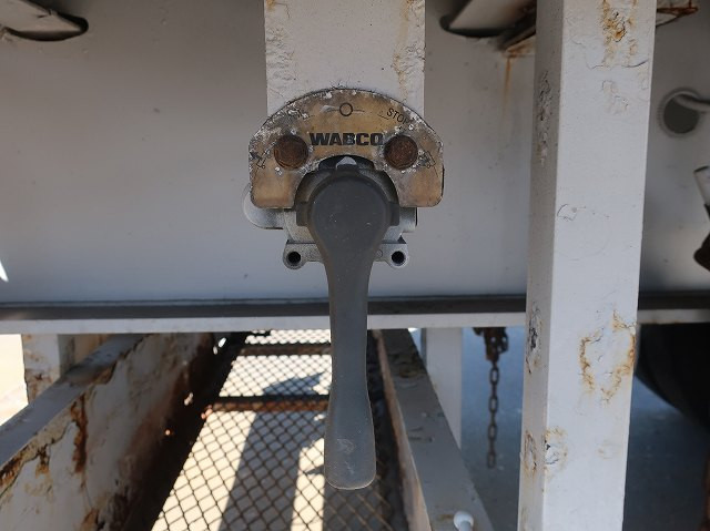 中古トラック トレクスアルミブロック平トレーラ ＃18