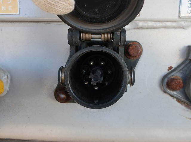 中古トラック トレクスアルミブロック平トレーラ ＃10