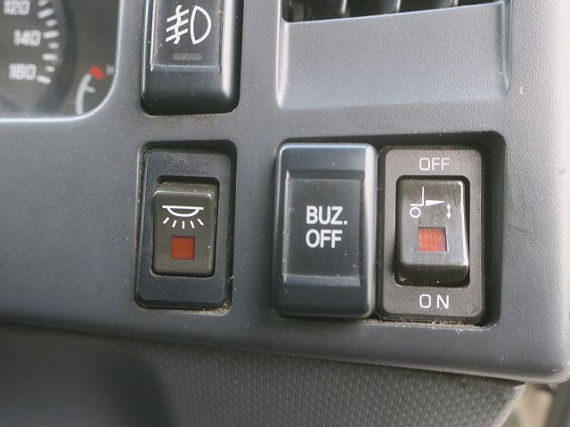 中古トラック いすゞアルミバン ＃23