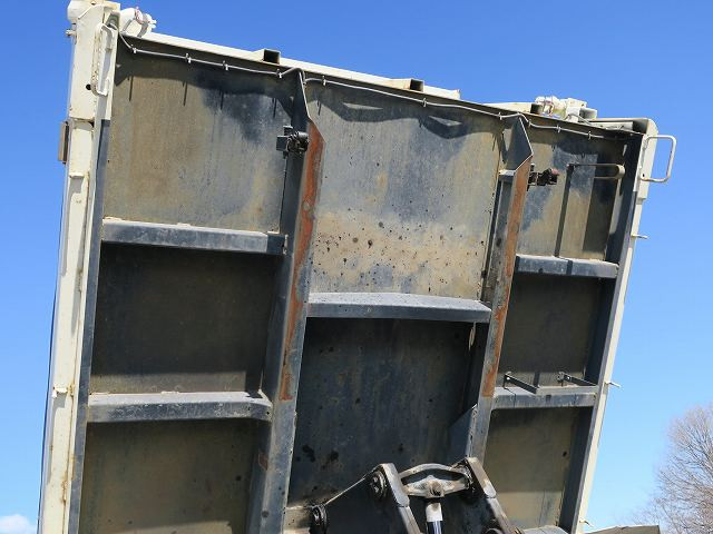 中古トラック いすゞダンプ ＃11
