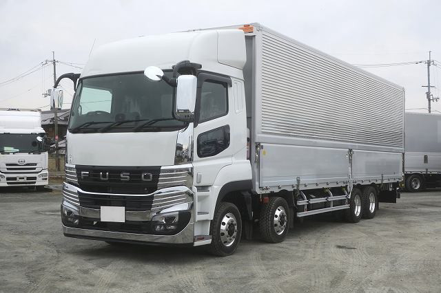 三菱ふそう　アルミウィング／幌ウィング