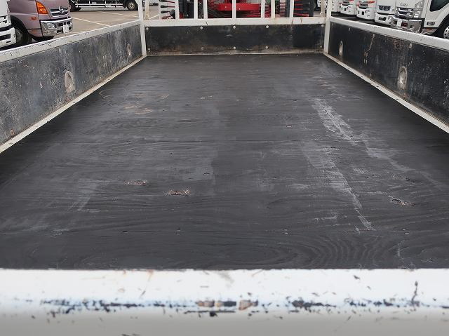 中古トラック いすゞクレーン付平ボディ ＃18